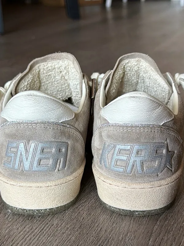 Golden Goose Ballstar Suede LIKE NEW - Image 3
