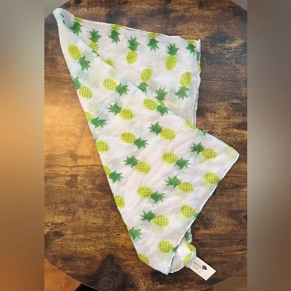Pineapple print womens infinity scarf - Image 4