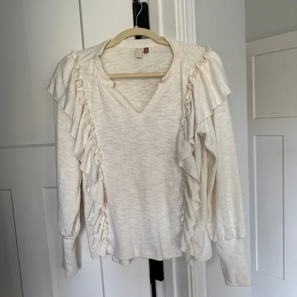 Pilcro Cozy Popover‎ top Anthropologie ivory ruffle v neck blouse - Image 3