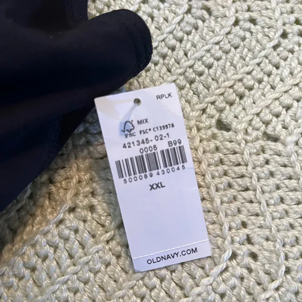 Old Navy Sports Bra - Image 3