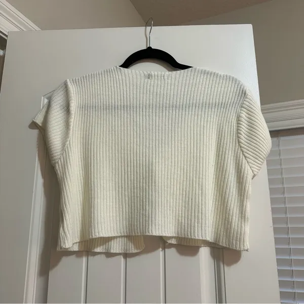 Nasty Gal Short Sleeve Cardigan - Image 3