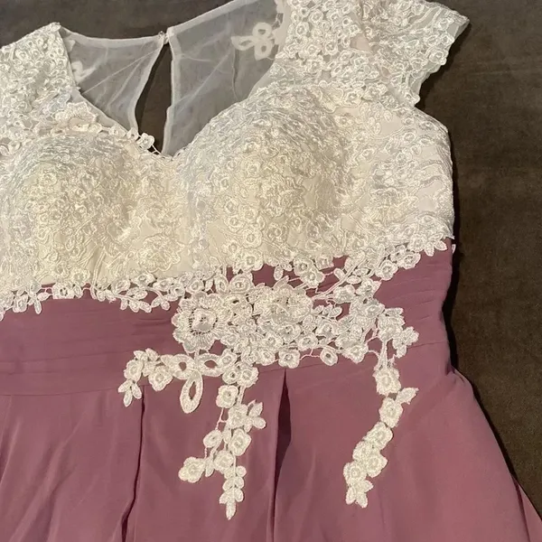 Women’s Ivory Lace Top Chiffon V-Neck with Cap Sleeves Dress Size 16 NWT - Image 11