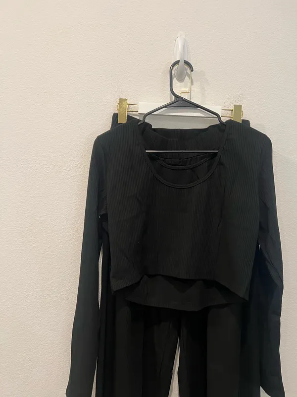 Women's Black Ribbed Two-Piece Set - Casual Pants & Cropped Top - Image 2