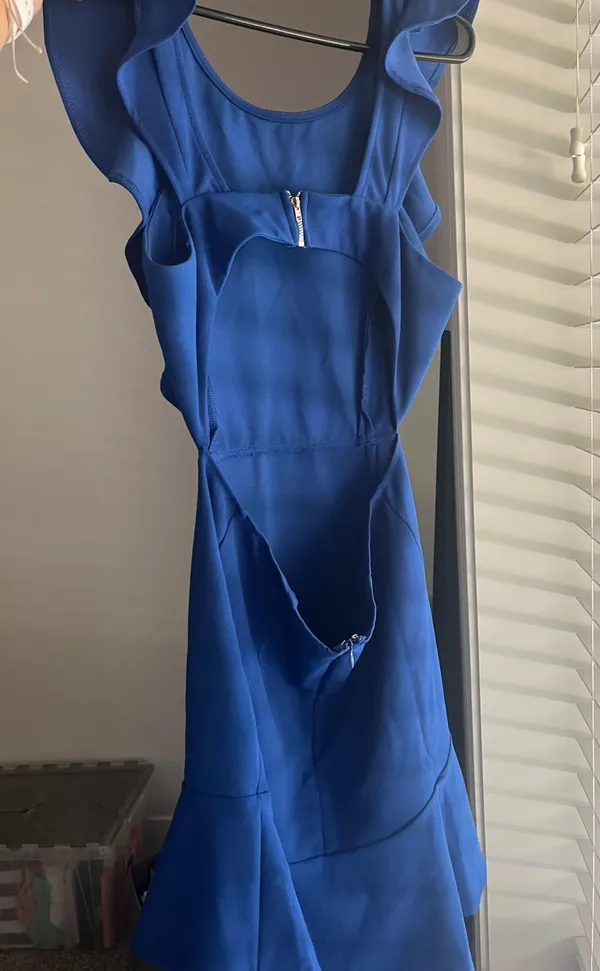 Selfie Leslie Dress - Image 3