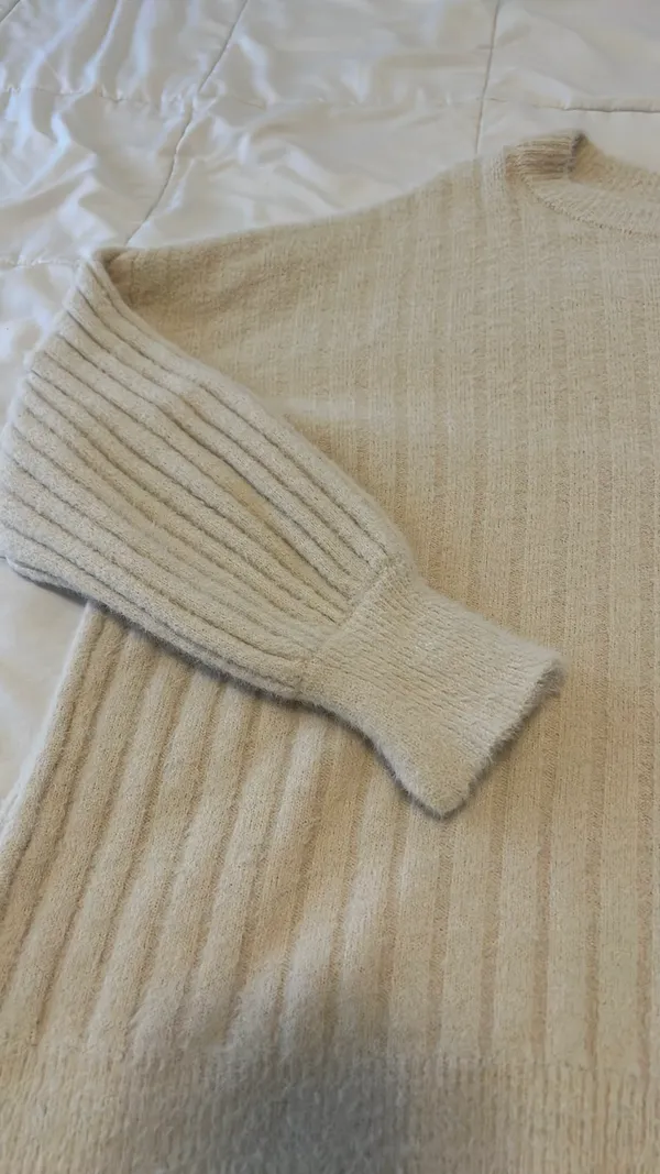 Aerie buttercream crew sweater - Image 3