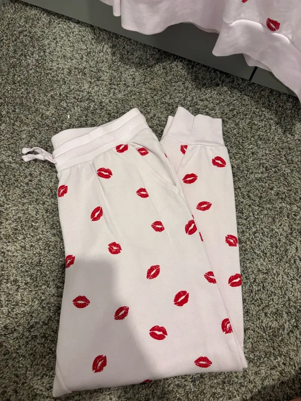 Colsie Kiss Set Pink Size M - Image 3