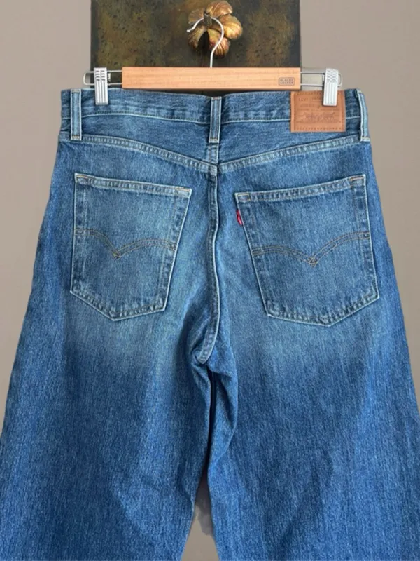 Levi’s Premium Baggy Dad Straight Leg Jeans - Image 12