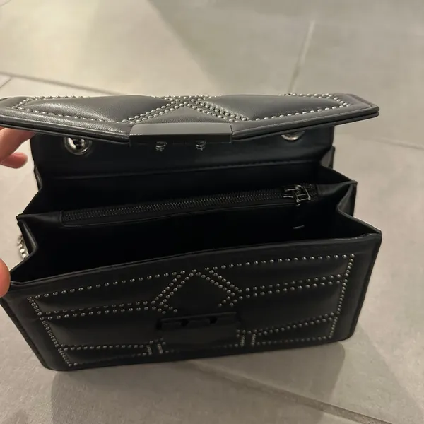 Black Box Chain Purse - Image 4