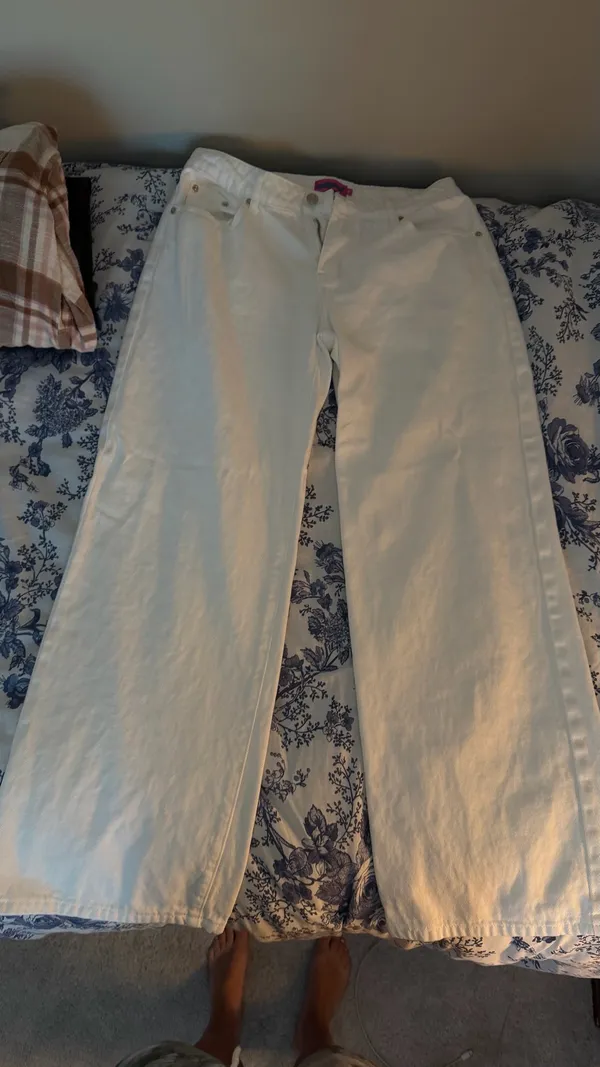 Edikted white jeans - Image 2