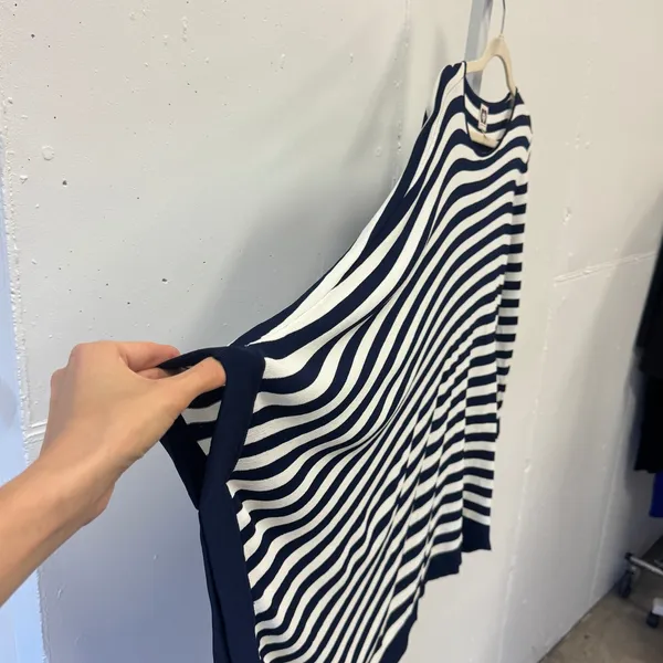 Anne Klein Navy White Striped Asymmetrical Hem Knit Sweater Top Large Coastal - Image 3