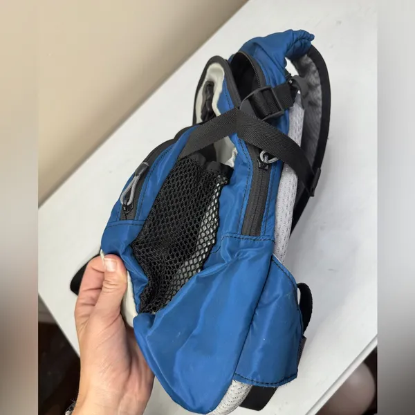 Camelbak Mini Mule Hydration Backpack 1.5L - Image 12
