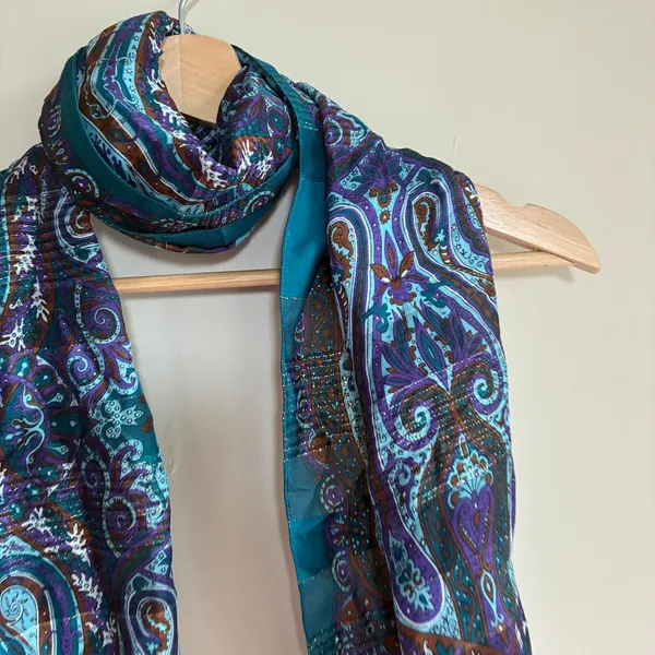 Vintage teal‎ purple paisley lightweight summer scarf movie flowy accessory - Image 2