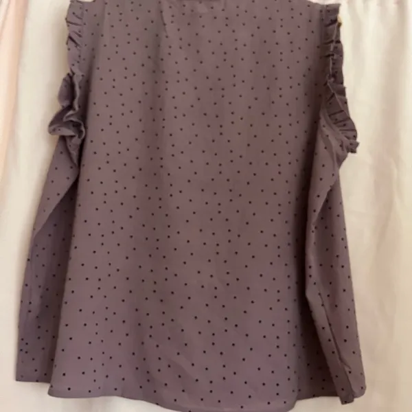 Mauve Purple Sleeveless Polo Blouse with Ruffles - Image 6