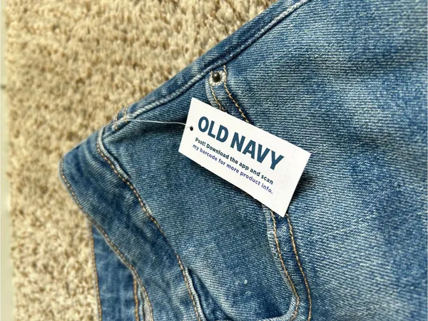 NWT Old Navy Mid-Rise O.G. Straight Jeans Casual Denim Classic Fall - Image 3
