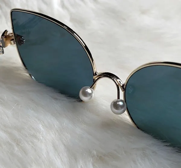 Mirror RoseGold Sunglasses - Image 4