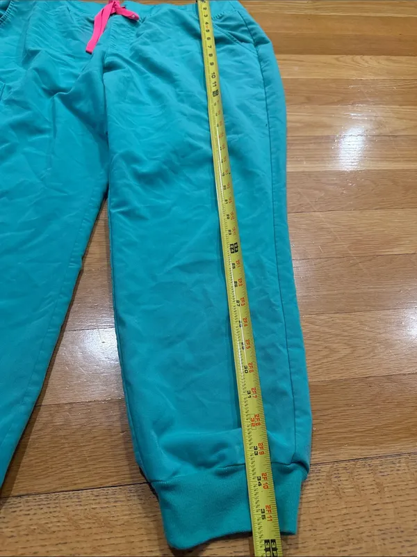Figs Zamora women’s surgical green scrub bottoms size XlArge petite . - Image 5