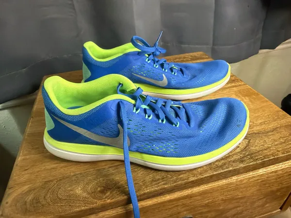 Nike Flex Run 2016 Women's Running Shoes Blue/Volt Size 8.5 (830751-402) - Image 4