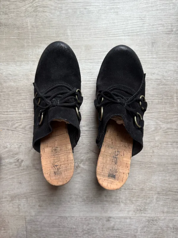 Korks Woodley Black Suede Boho Wooden Platform Clogs Mules Size 10  - Image 2