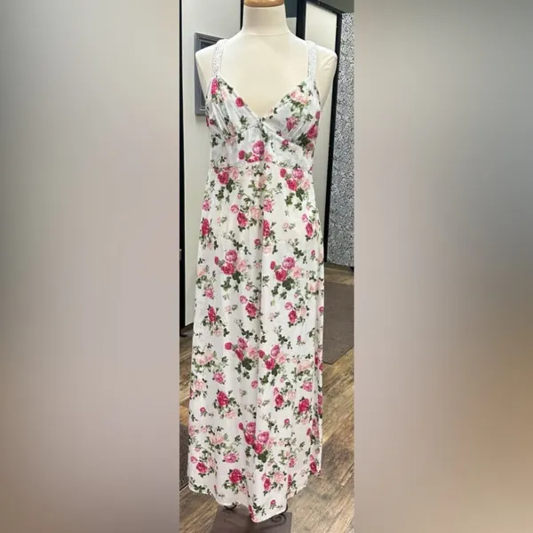 LoveShackFancy Sabina Slip Dress REVOLVE summer floral 500$ party cottage - Image 4