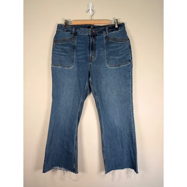 Frye Blue High Rise Wide Leg Raw Hem Denim Jeans Size 31 Med Wash Patch Pocket - Image 2