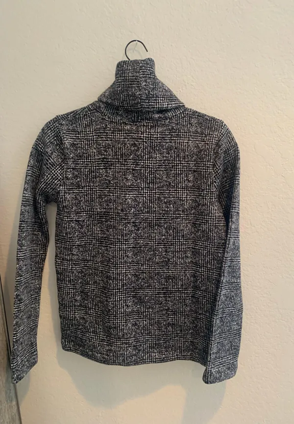 Mercantile Black And White Turtleneck Sweater - Image 3