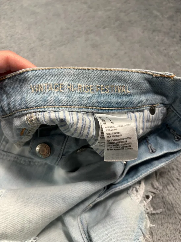 American Eagle vintage hi-rise festival Light Blue Distressed Denim Shorts 8 - Image 6