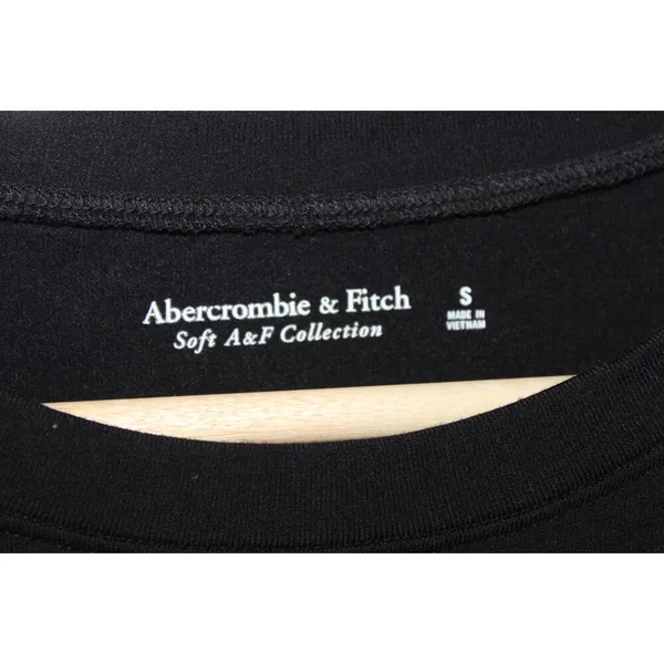 Womens Abercrombie & Fitch Soft AF Black Cropped Long Sleeve Top Size Small - Image 3