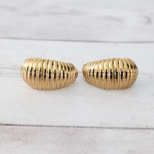Vintage Clip On Earrings Stylish Chunky Large Statement Gold Tone Corrugated - Image 4