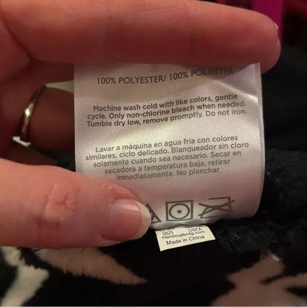 NWT PLAYBOY Unisex Plush Robe OS - Image 4