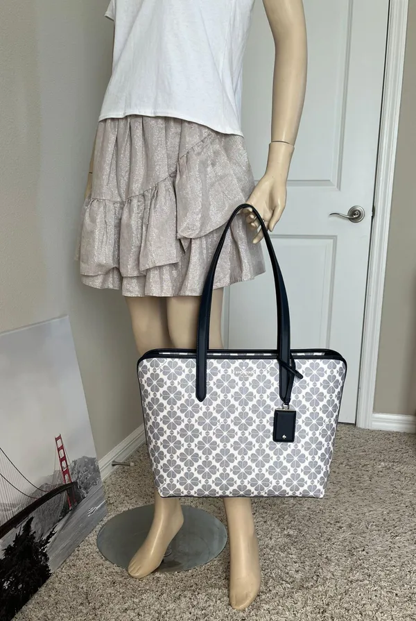 Kate Spade Purse - Image 8