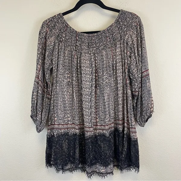 Anthropologie Black and Cream Off the Shoulder Lace Trim Western Boho Top Size S - Image 8