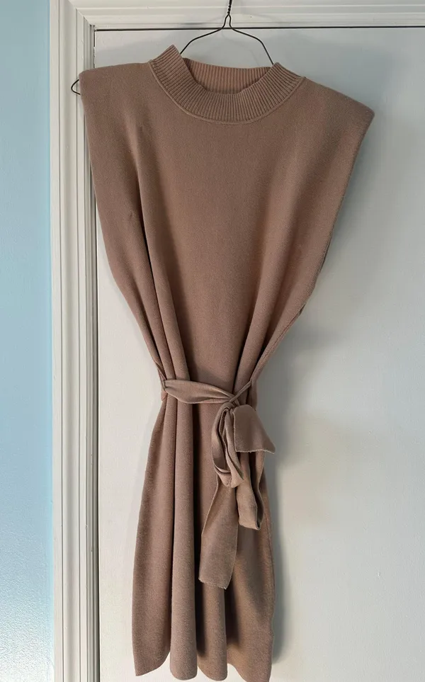 Brown Sweater Dress Size L - Image 3