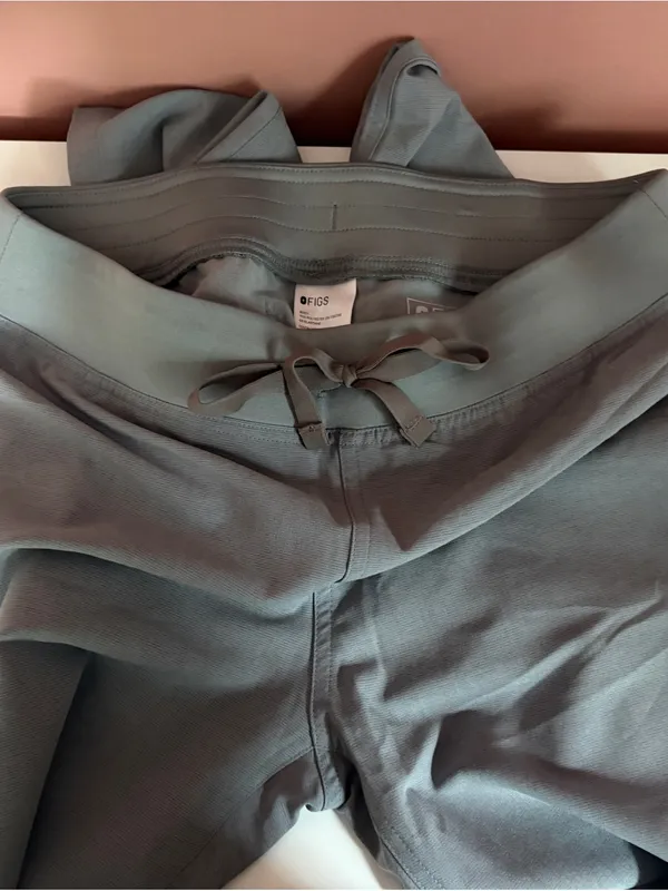 Figs Women's Jogger Pants in Light Gray - Image 3