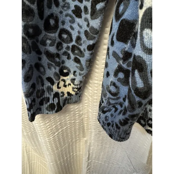 Quacker Factory Blue Leopard Print Full Zip Up Hoodie Size M Sparkle Embellished‎ - Image 8
