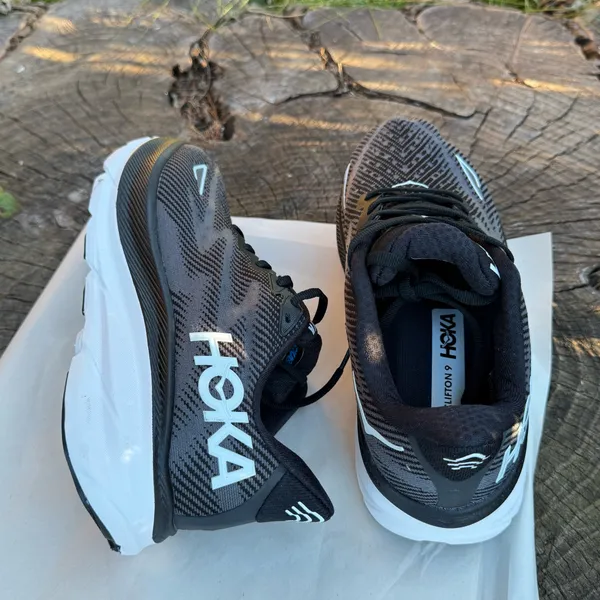 Hoka One Clifton 9 men’s Running shoes size 7 - Image 4