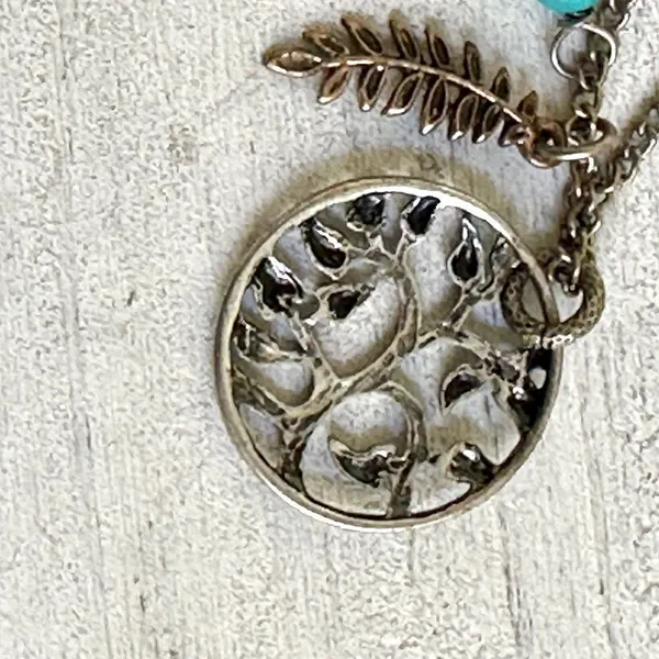 Silver tone tree charm pendant necklace - Image 7