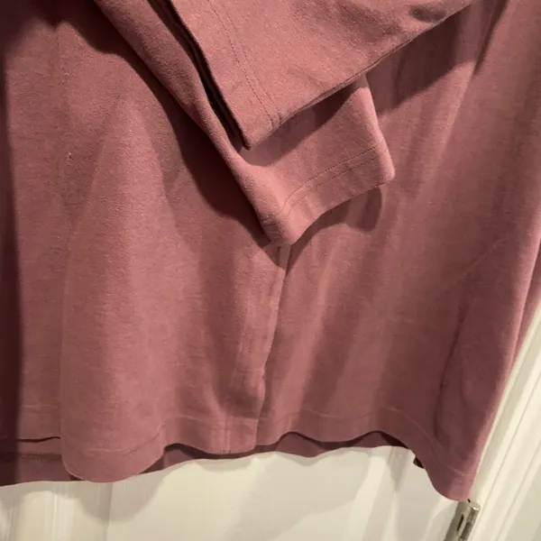 L.L. Bean Size MP Plum V Neck Silver Button Long Sleeve Soft Cotton Cardigan - Image 3