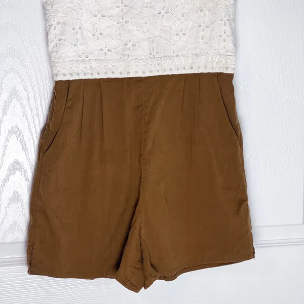 Anthropologie Mermaid White and Tan Lace Romper - Image 7