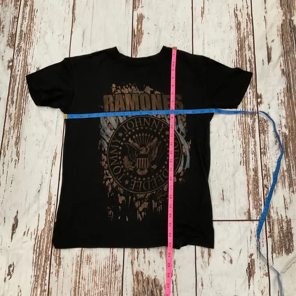 RAMONES BLACK T‎ SHIRT Size XS - Image 2