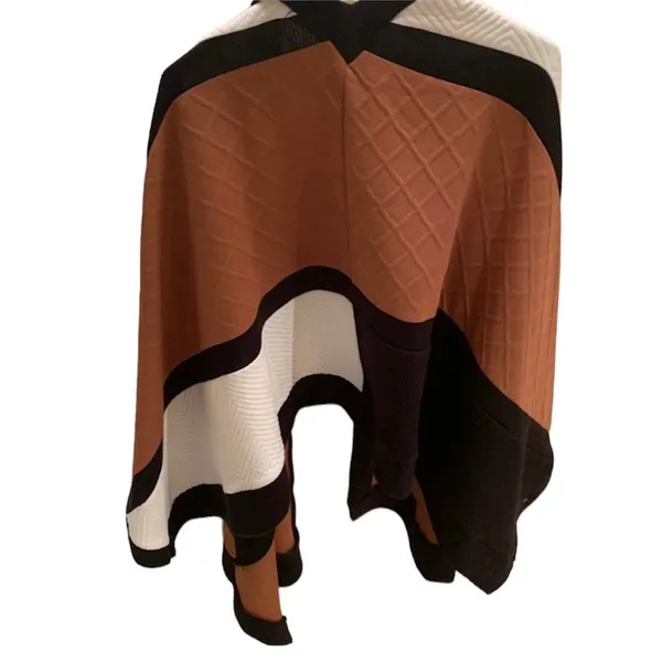 Unbranded Women's Coat - Image 2