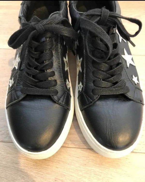 J/Slides Silver Star Sneakers - Image 2