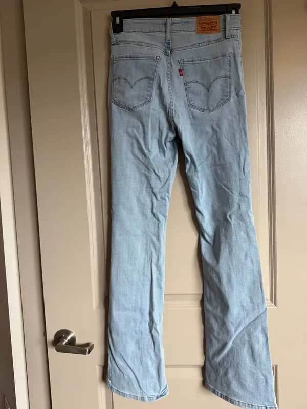 Levi’s Bootcut Jeans 725 High-Rise - Image 3