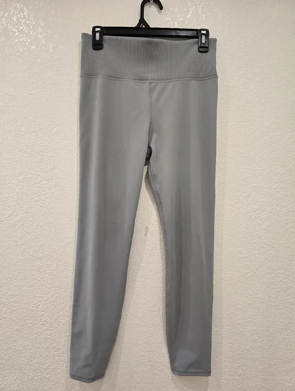 Vuori Rib Studio Leggings in Light Cloud L - Image 3