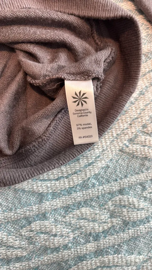 Grey Athleta Long Sleeve Sweatshirt - Image 4