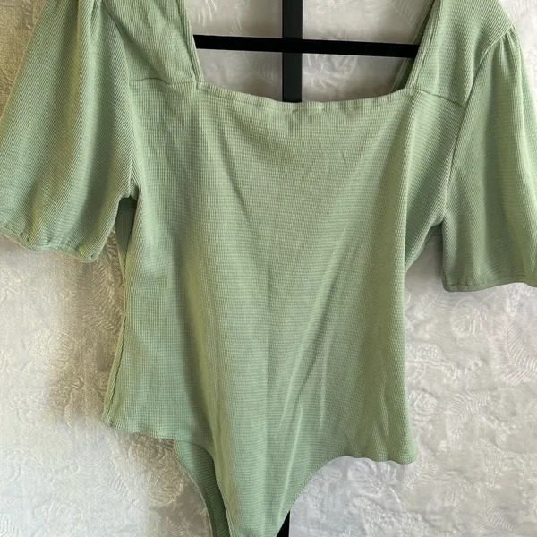 Everly Mint Green Puff Sleeve Bodysuit - Image 4
