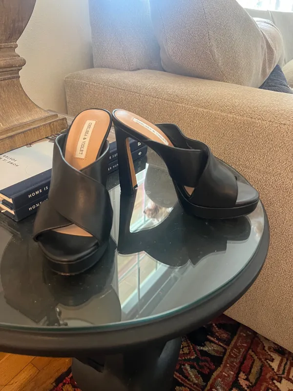 Chelsea & Violet black heels - Image 2