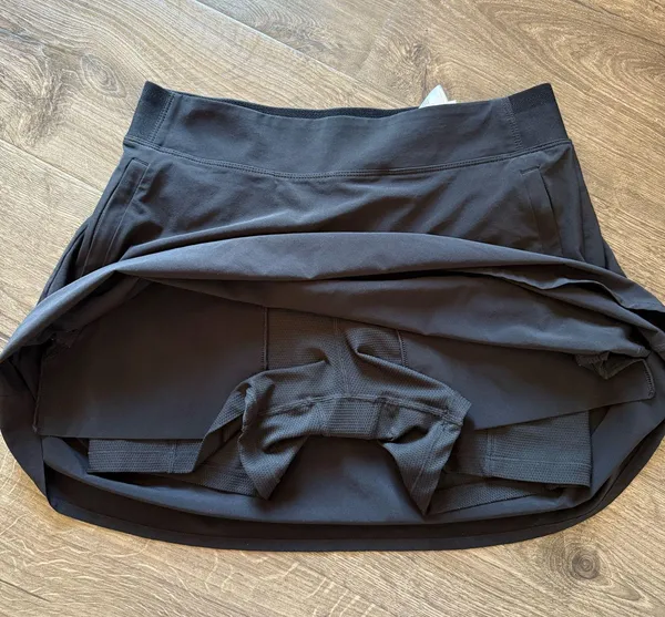 Athleta Skirt Black - Image 4
