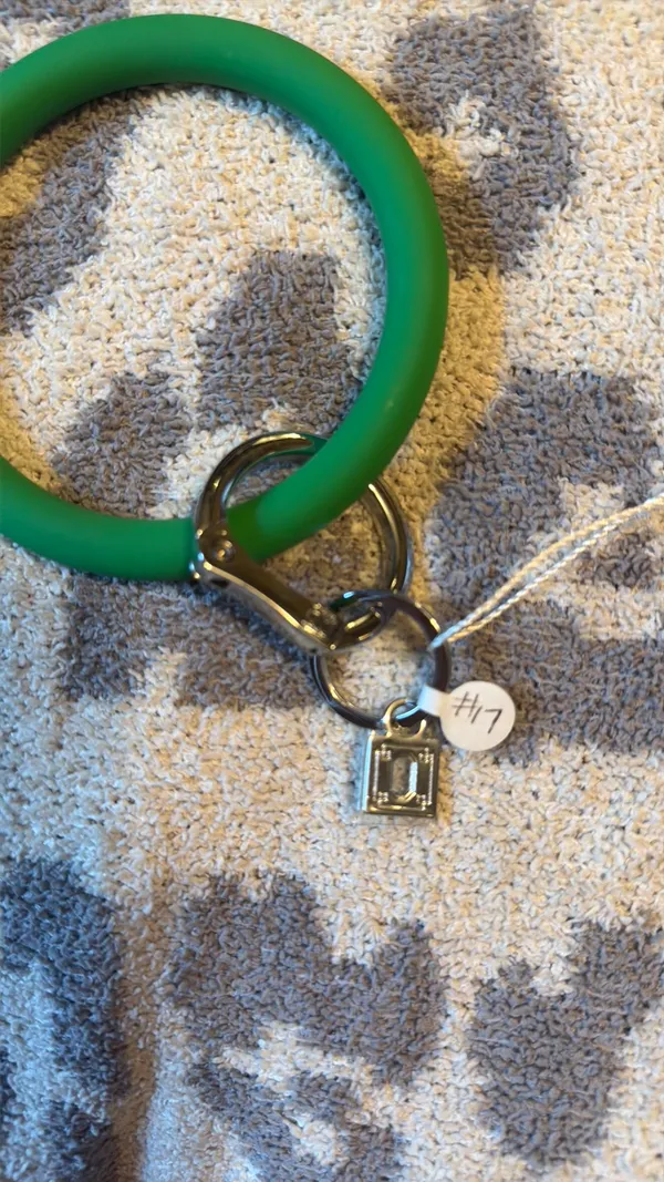Green Key ring - Image 4