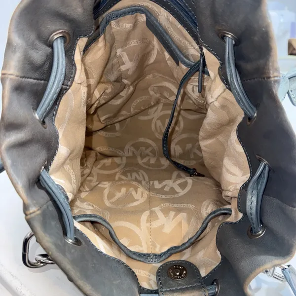 VTG Michael‎ Kors Y2K Distressed Boho Gorpcore Purse Chunky Silver Leather Bag - Image 3