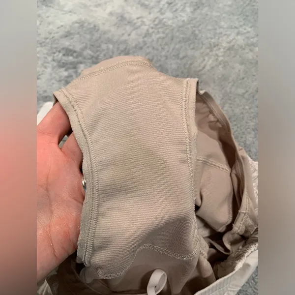 Lululemon white shorts 4 - Image 7